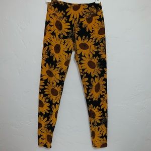 LuLaRoe Sunflower Leggings